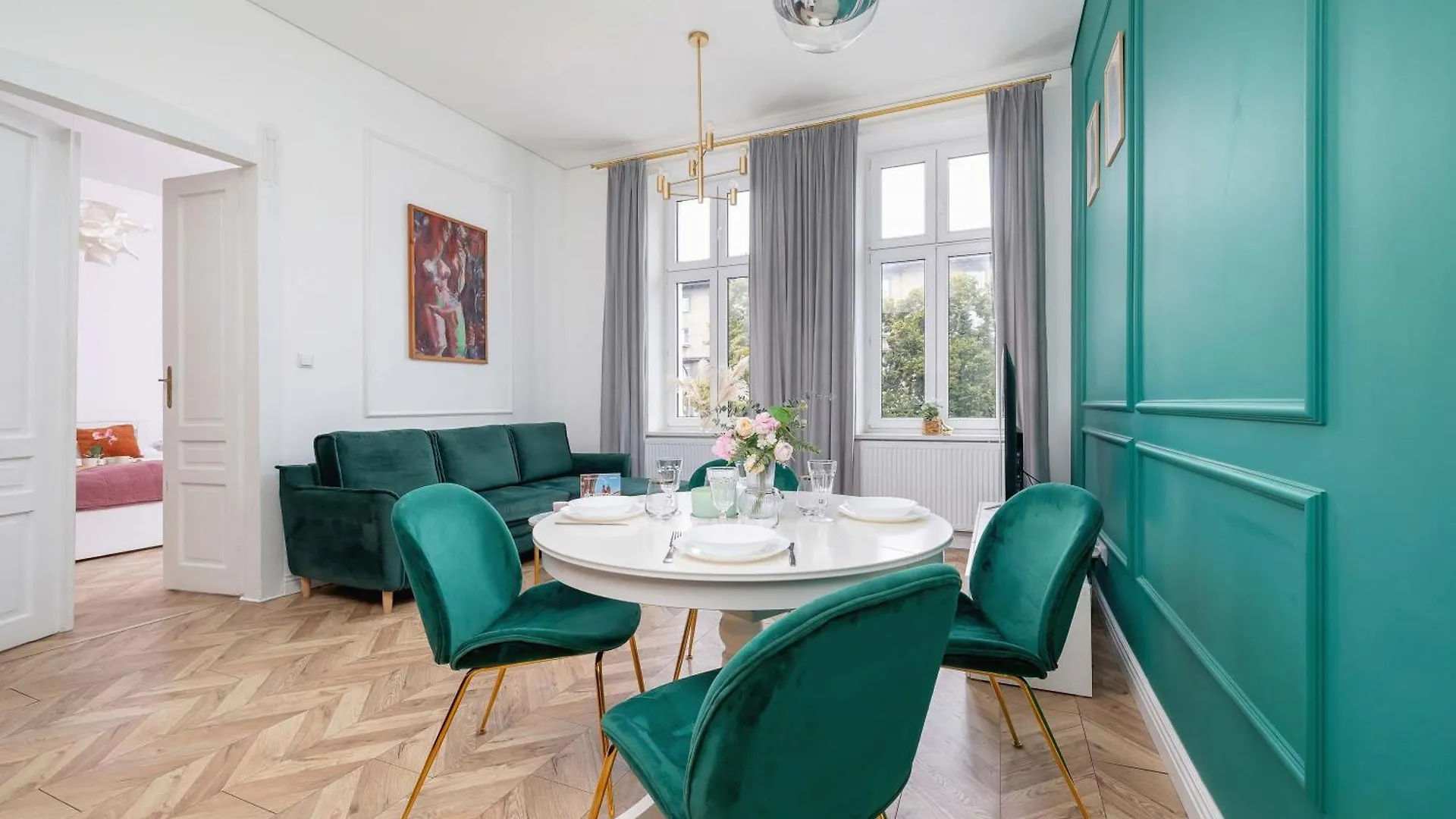 Elegant Family Apartment Near Krakow City Center By Noclegi Renters