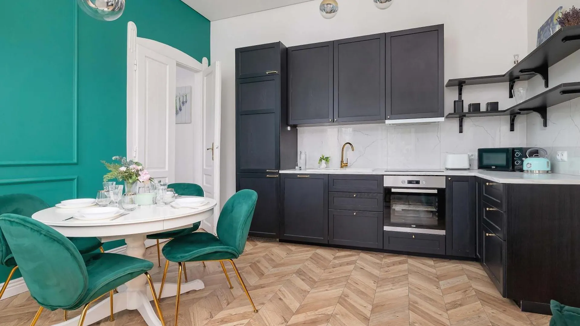 Elegant Family Apartment Near Krakow City Center By Noclegi Renters